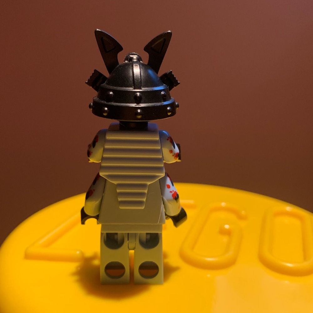 Lego Volcano Garmadon Minifigure - Picture 10 of 10